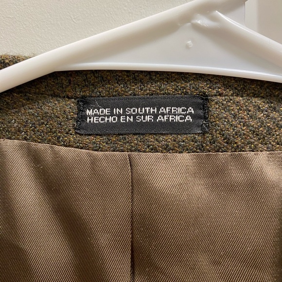 Stafford 100% wool suit. - Picture 7 of 7